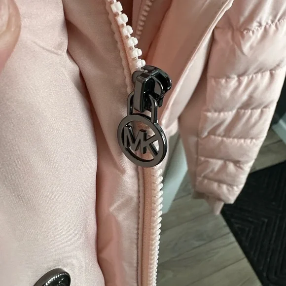 Michael Kors Belted Pink Puffer Coat - Picture 3 of 7
